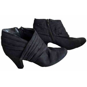 DexFlex Women's  Comfort Soft Black Suede Ankle Boots‎ with High Heels 7.5